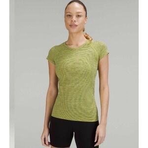 NEW Lululemon Swiftly Tech Short Sleeve Shirt 2.0 Size 8 Space Sonic Yellow‎